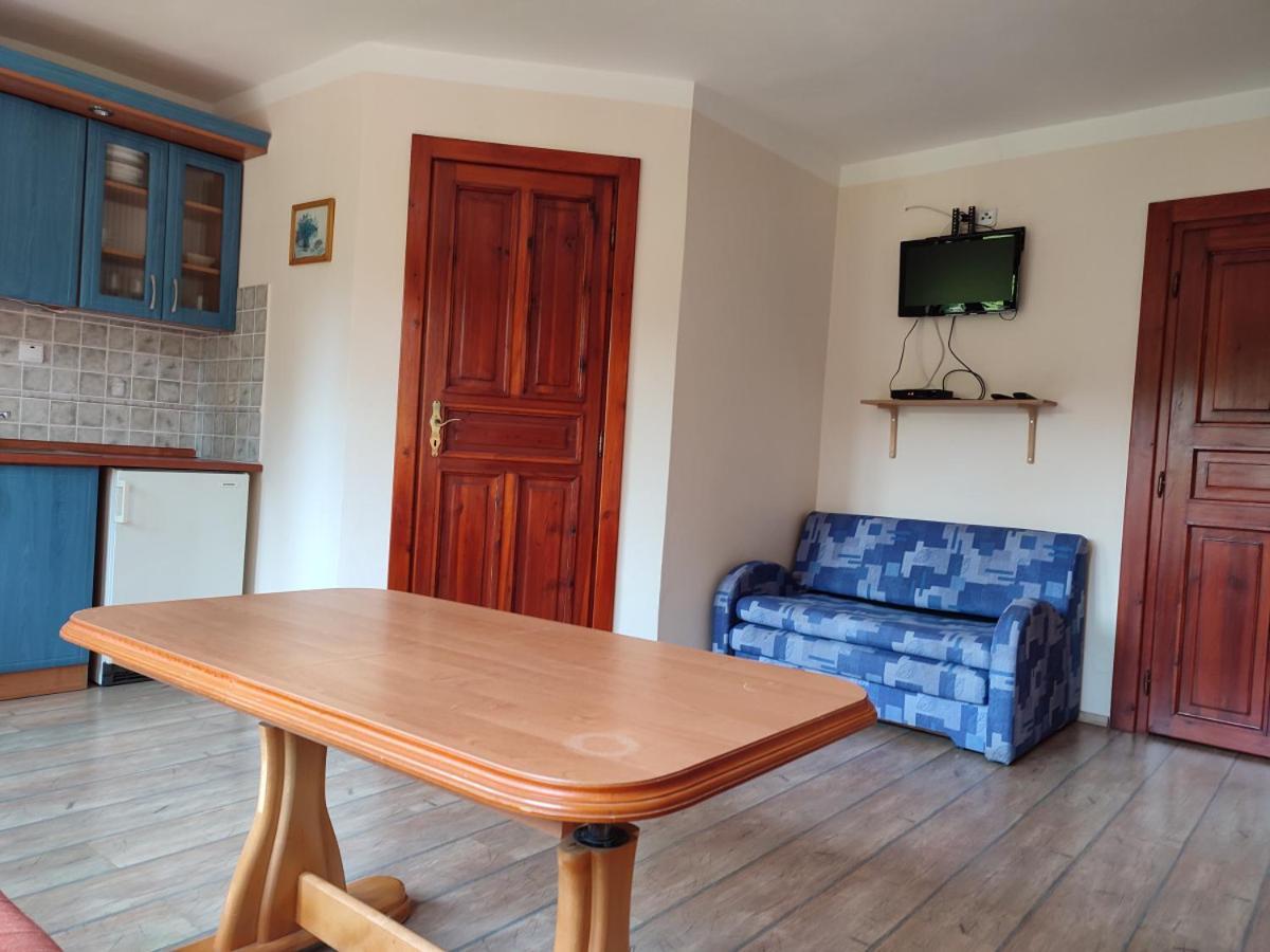 Apartmany Chribska Luaran gambar